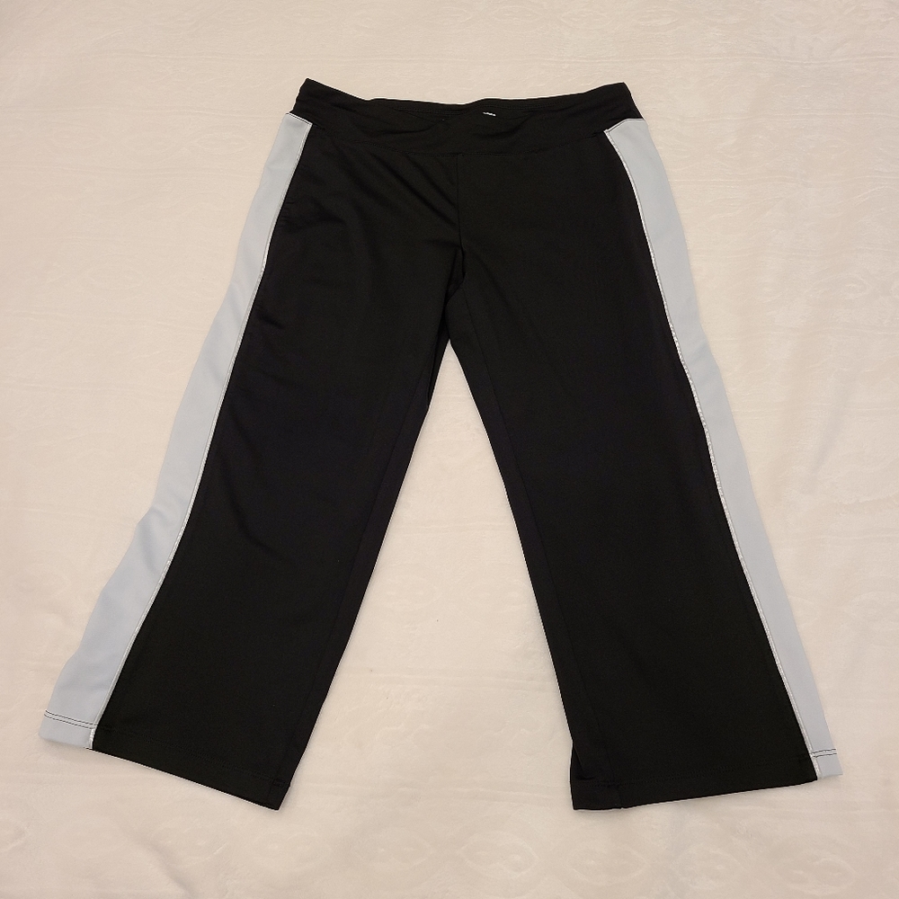 Izod jogger pants/ NWOT